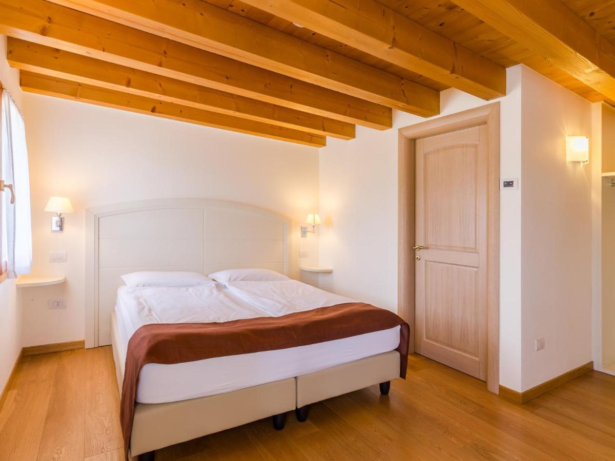 Tenuta Sant'Eufemia Сан-Пьетро-ди-Фелетто Экстерьер фото