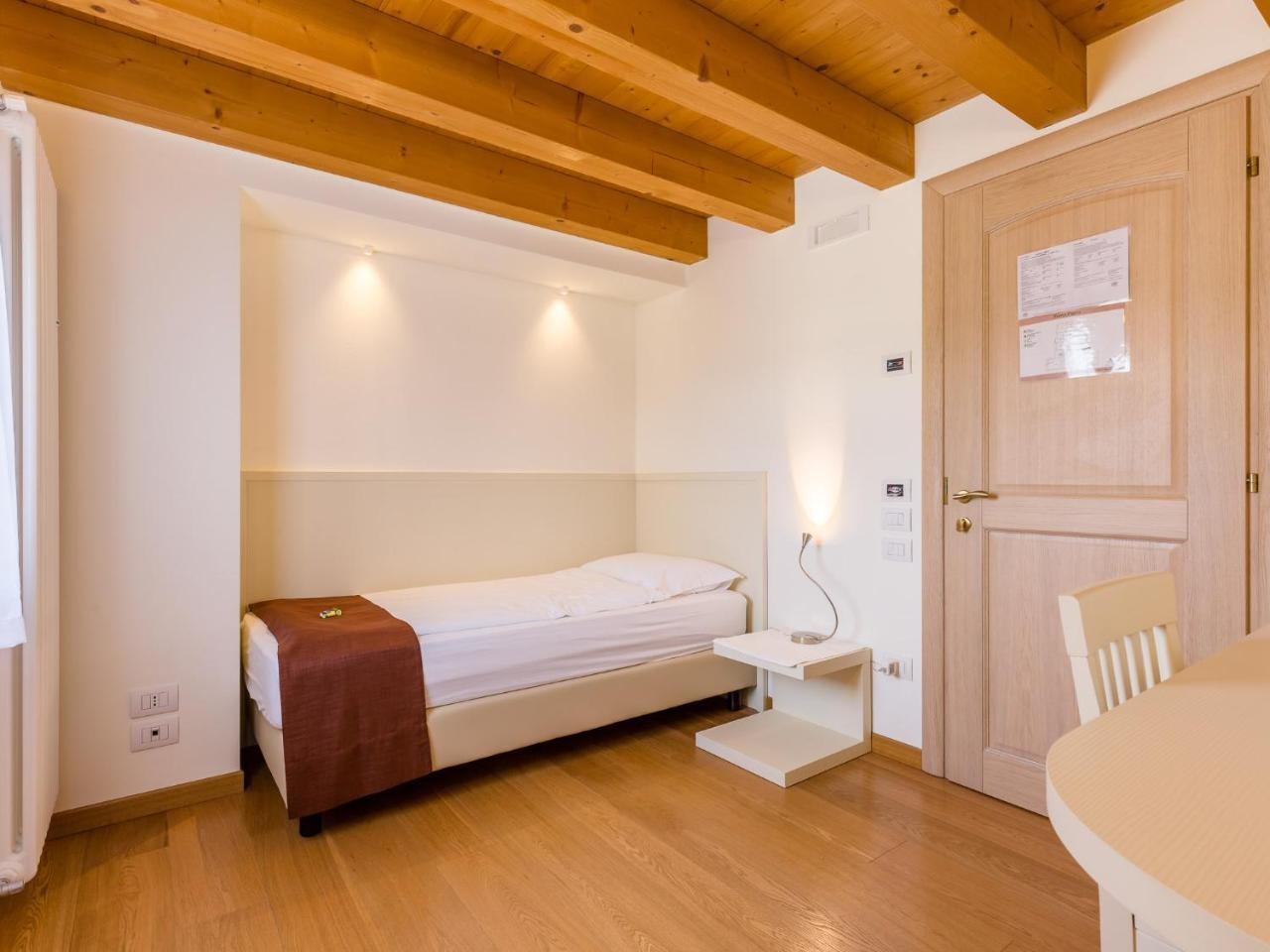Tenuta Sant'Eufemia Сан-Пьетро-ди-Фелетто Экстерьер фото