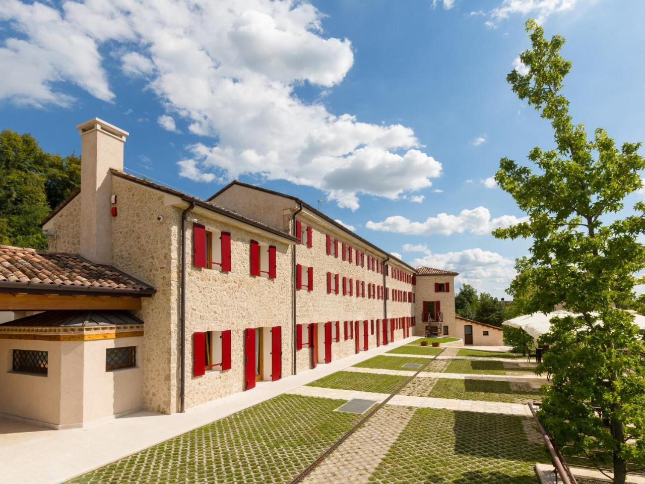 Tenuta Sant'Eufemia Сан-Пьетро-ди-Фелетто Экстерьер фото